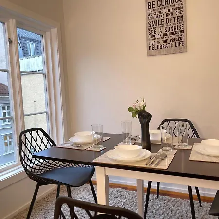 Middle Of The Town -billiard And Sauna At Bertis 15