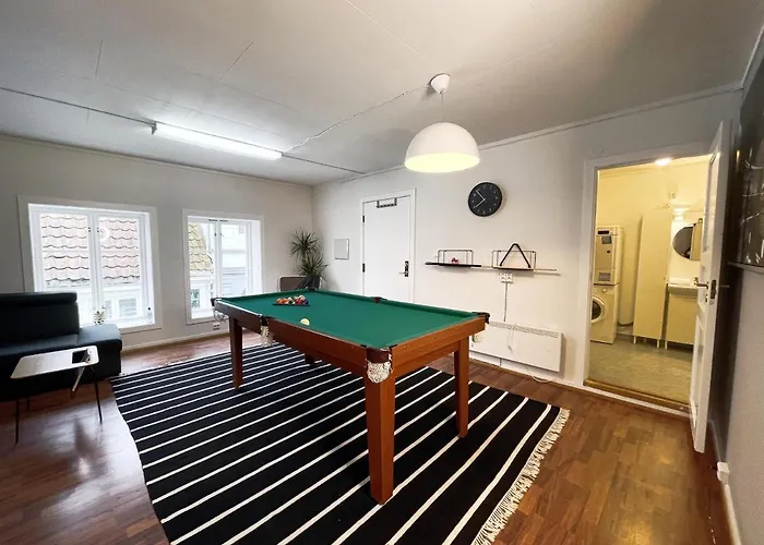 Middle Of The Town -billiard And Sauna At Bertis 15 Apartament *