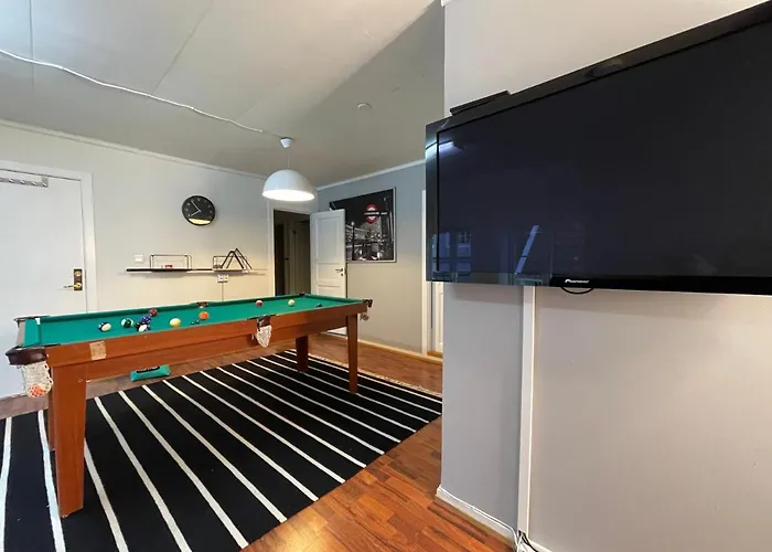 Middle Of The Town -billiard And Sauna At Bertis 15 Apartment *